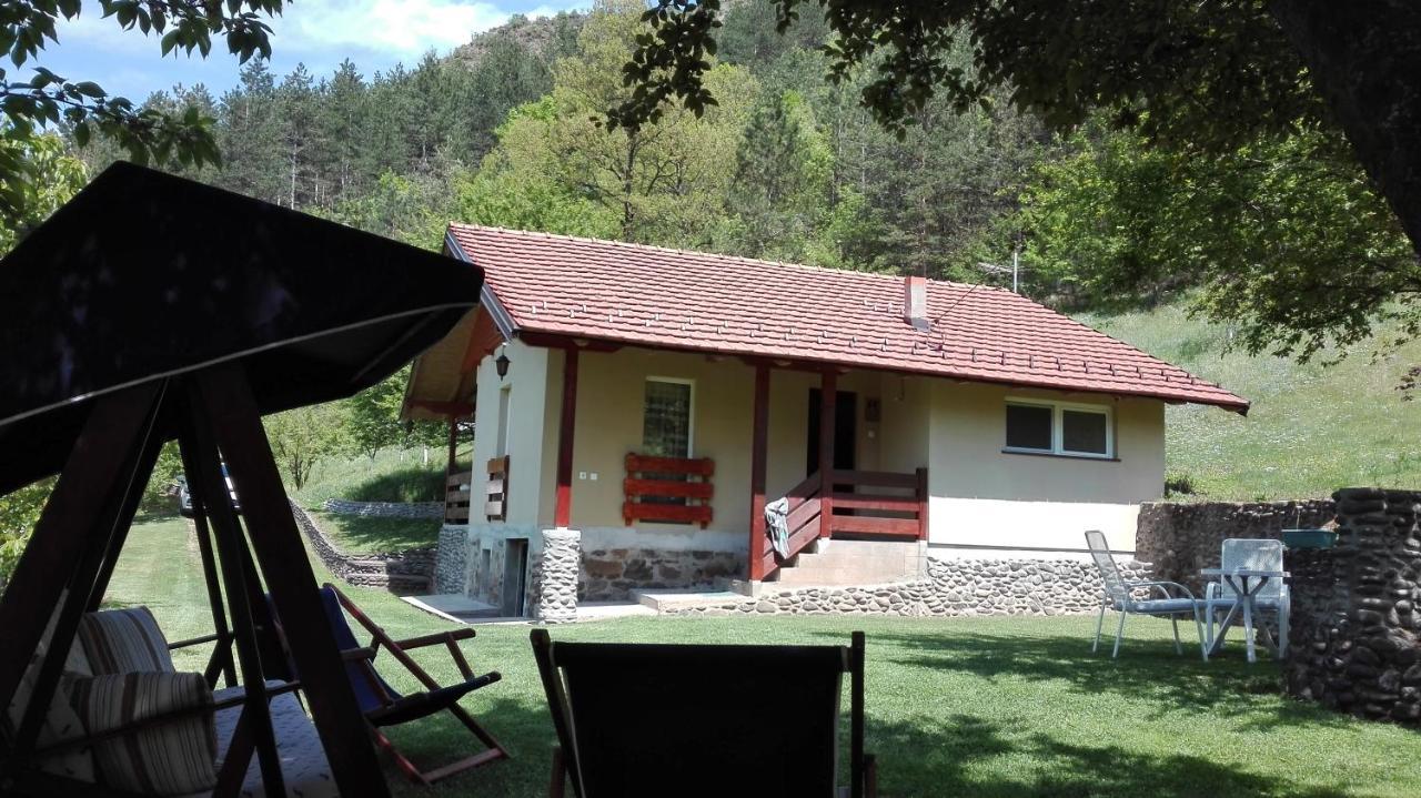 Vikend Kuca Maksimovic Βίλα Mataruska Banja Εξωτερικό φωτογραφία
